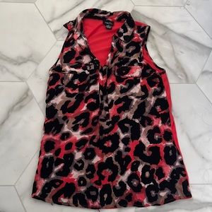 Rue 21 collared tank top